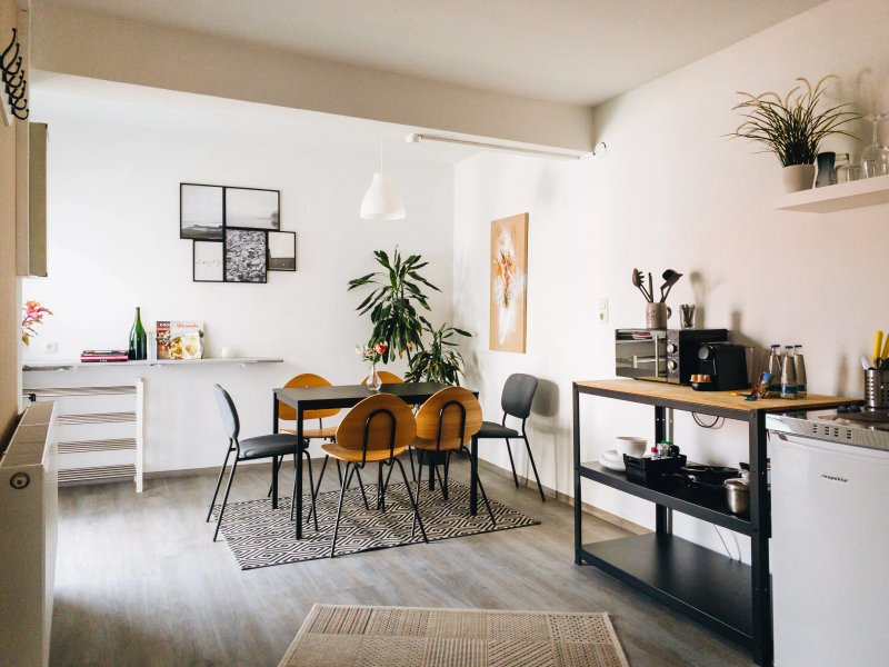 Apollo Apartments