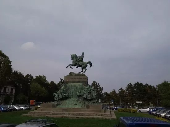 Monumento ad Amedeo di Savoia Duca d'Aosta