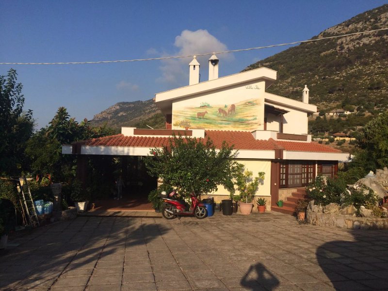 Villa Ida Bed & Breakfast
