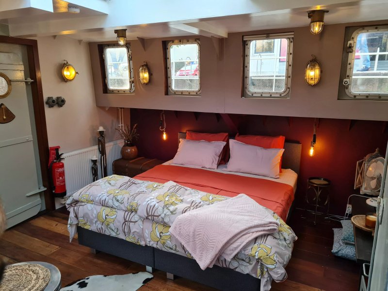Logeerboot Visithor