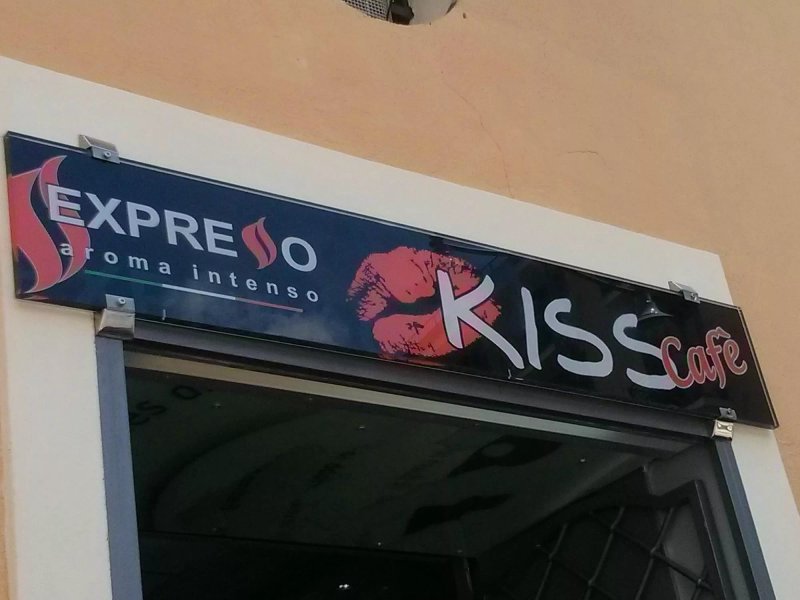 Kiss Cafe