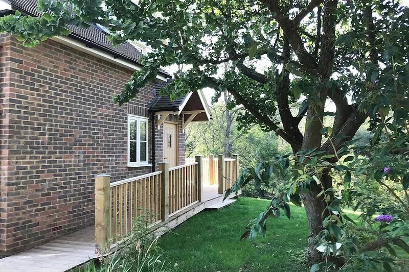 4 bedroom accommodation in Petham, near Canterbury