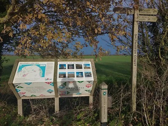 Bradwell-on-sea Scenic Seaside Walk