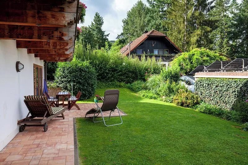 Apartment 'Fewo Stöckl' with Private Terrace, Private Garden and Wi-Fi