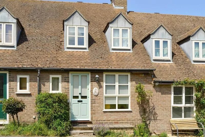 2 bedroom accommodation in Island Harbour, near Newport