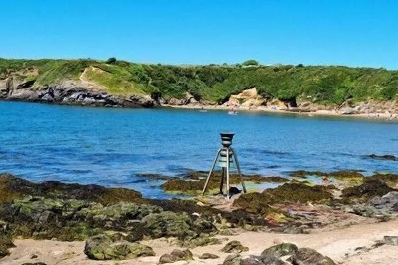 A coastal property that sleeps 8 guests  in 4 bedrooms