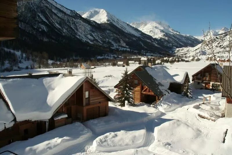 Le Gouroùn  Hameau des Chazals Nevache Hautes Alpes