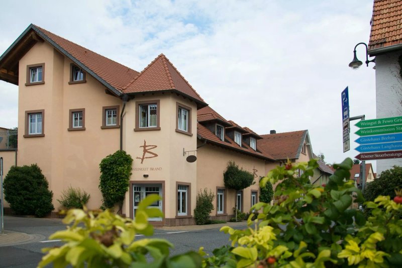 Wein- und Gäestehaus Brand