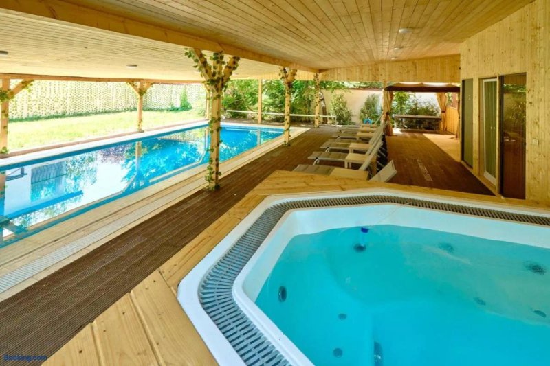 Therme Airport Resort