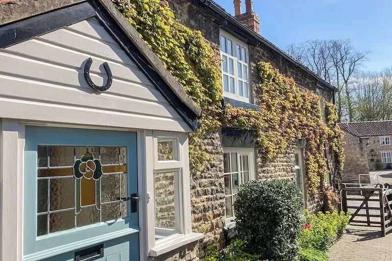 3 bedroom accommodation in Thornton-le-Dale, near Pickering