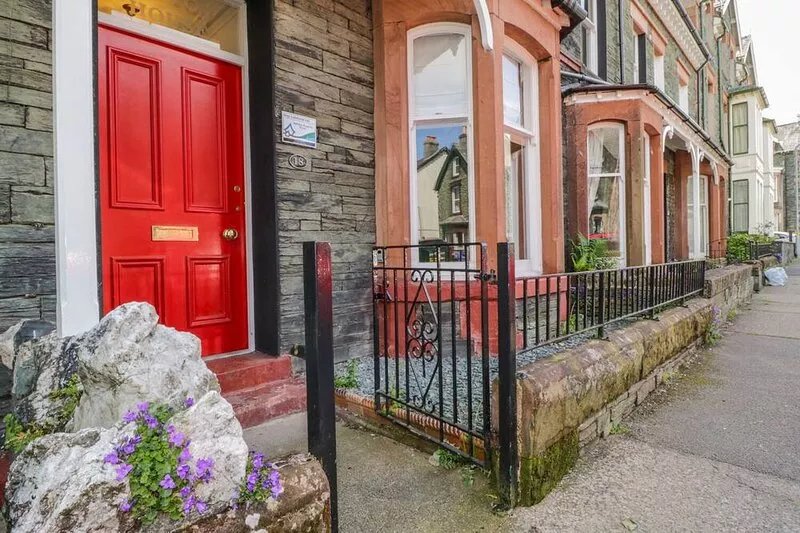 SEFTON HOUSE, family friendly, with a garden in Keswick