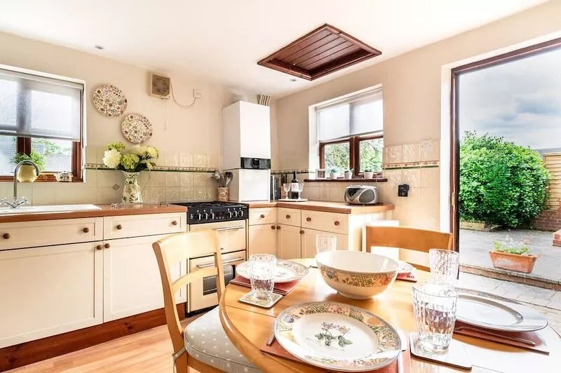 The Dollery - Two Bedroom House, Sleeps 4