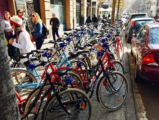 Rent a Bike BCN - Shop Placa Universitat