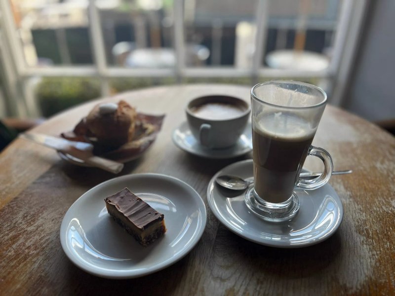 Biz-R Coffee House