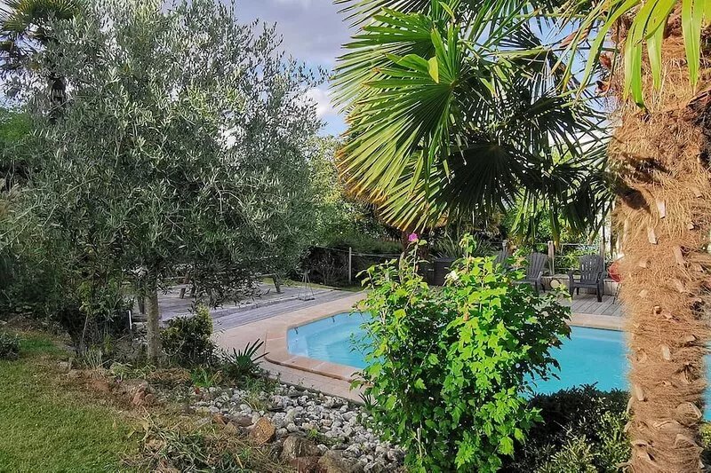 Brittany - Presqu'ile de Crozon: Villa, sea view with private heated pool