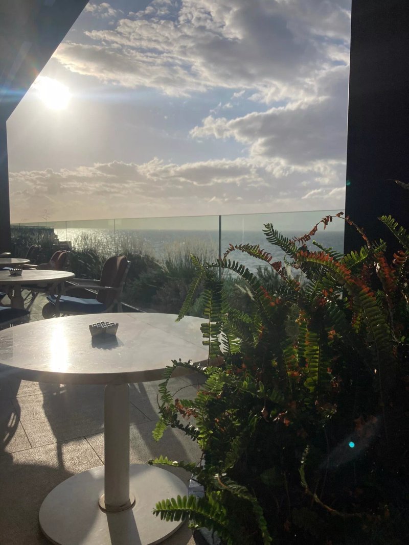 Avra Bar