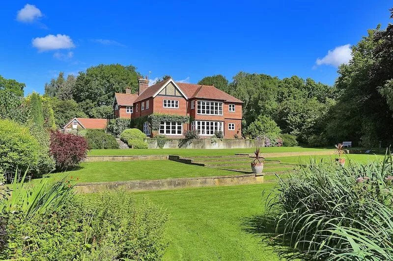 Sleeps 20 - Beautiful Country House with Hot Tub