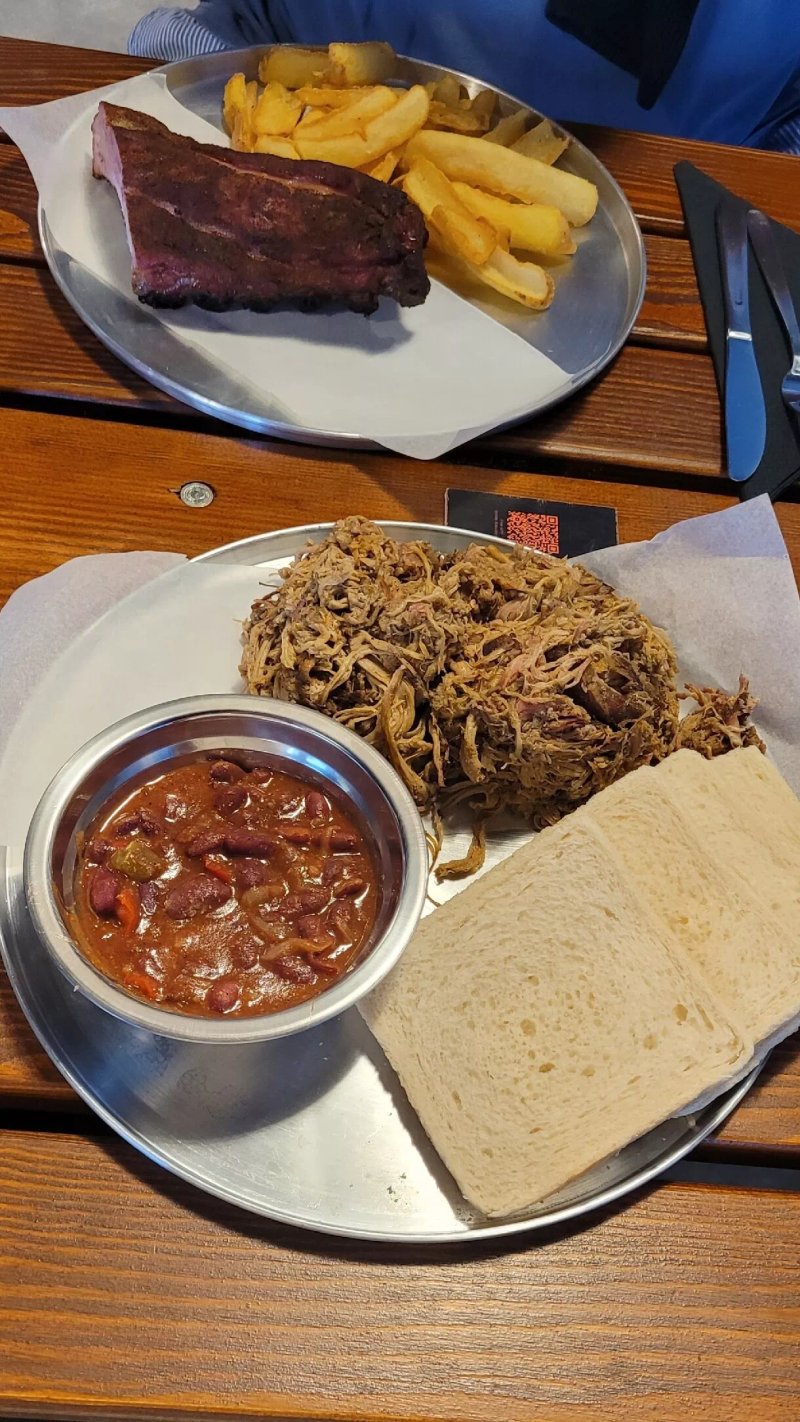 Rafeira Taproom & Bayou Bbq