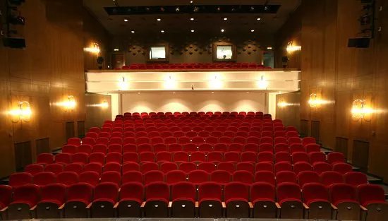 Neue Buehne Senftenberg