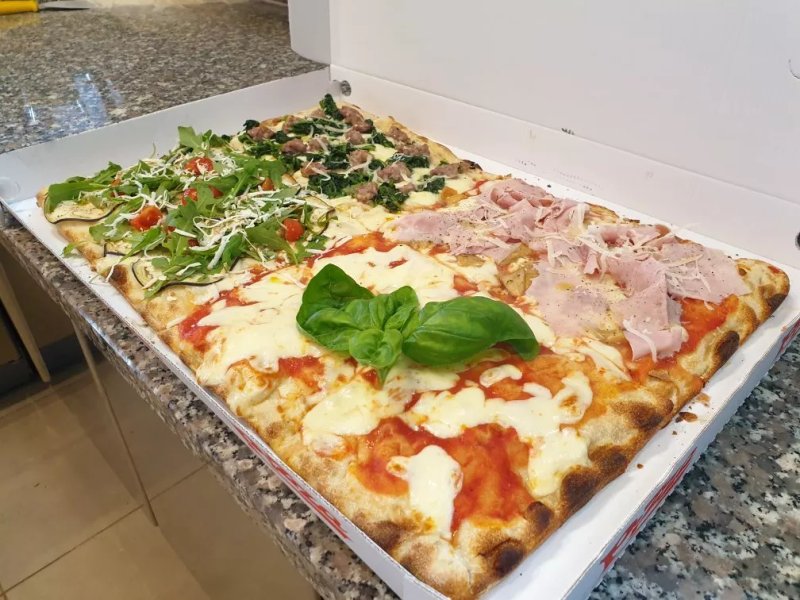 Pizzeria The Club