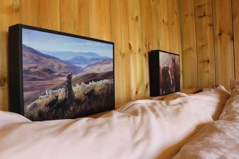 The Shearer's Hut, a cosy shepherds hut