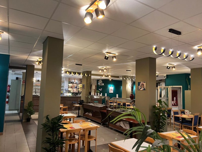 Shambala Bar Et Restaurant Tibetain