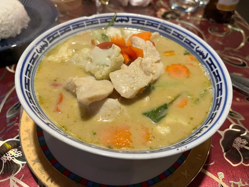 Mie's thai restaurant og takeaway