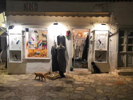 Nereid Gallery Hydra