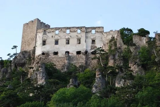 Burgruine Rauhenstein Castle