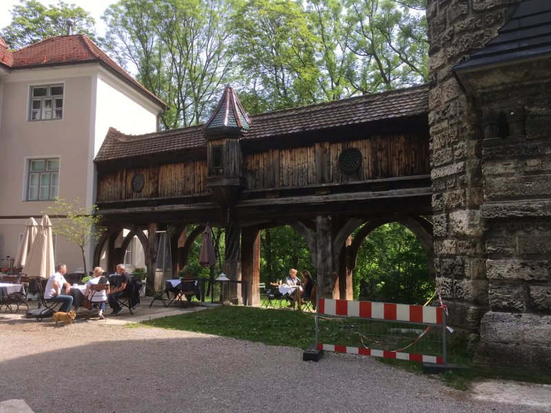Herkomer Cafe am Mutterturm