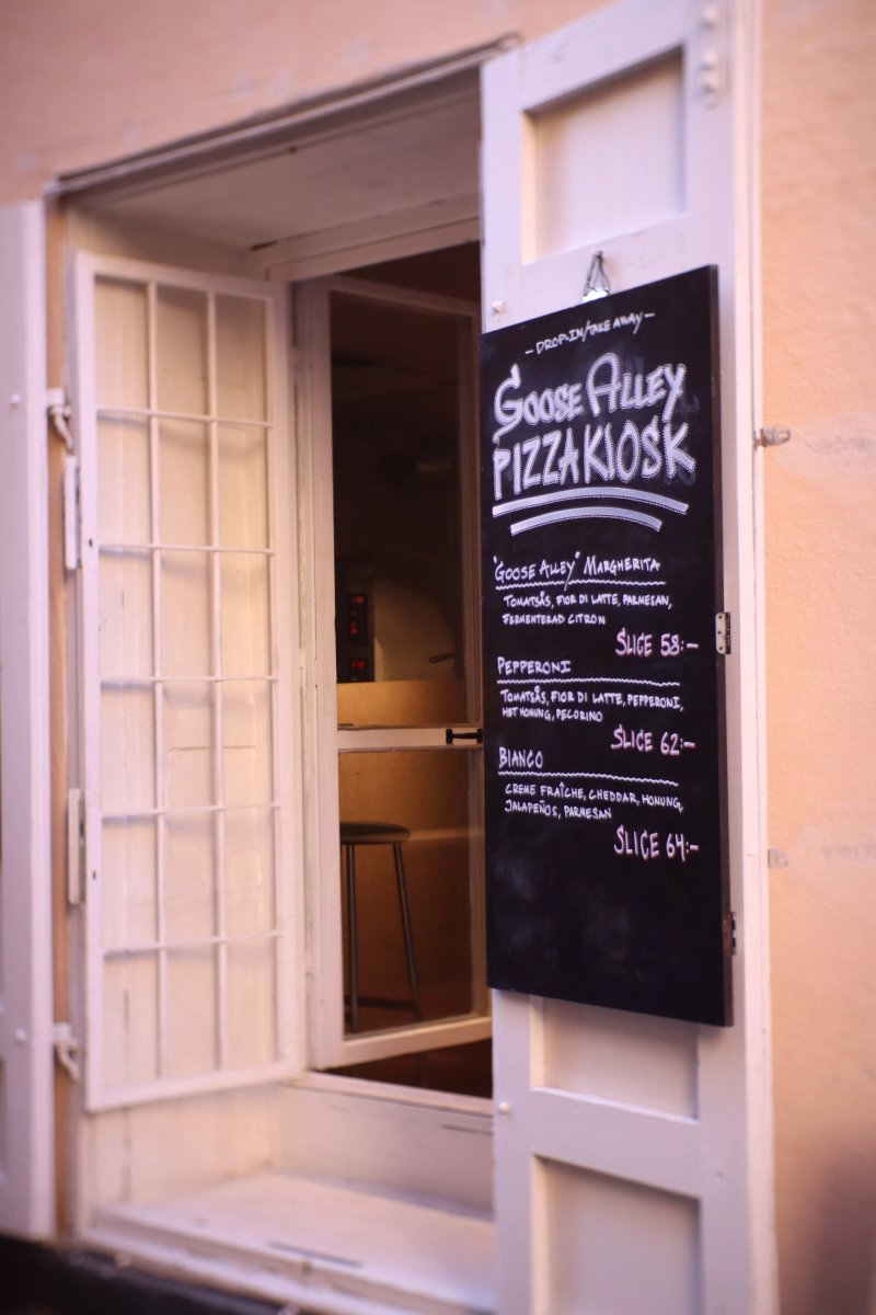Goose Alley Pizza Kiosk
