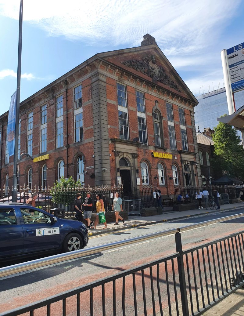 43 Woodhouse Lane Building