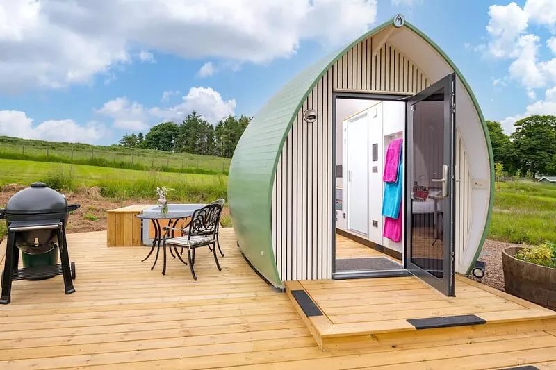 Luxury Glamping Pod The Hawthorn Sleeps 2 with Hot Tub