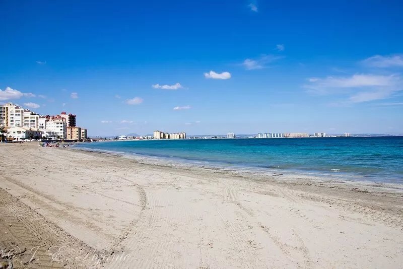 Flat in 1st line in La Manga del Mar Menor