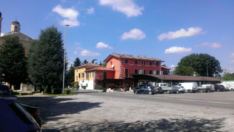 Albergo Ristorante Pizzeria La Madonnina