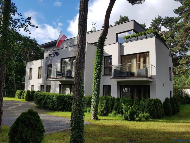 Villa VIP