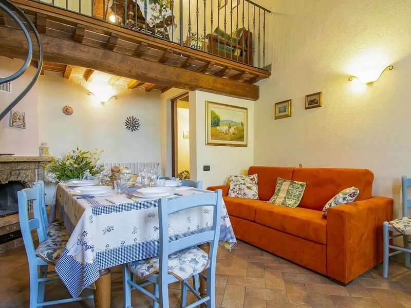 Apartment in villa with A/C, WIFI, pool, TV, terrace, panoramic view, close to