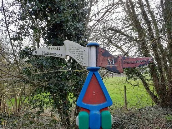 Maidwell To Lamport Rail Walk