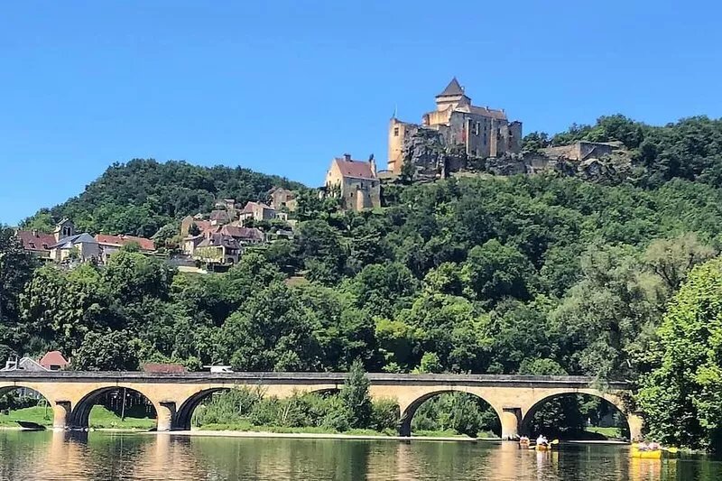 Fantastic holiday home with a private pool and wonderful views of the Dordogne
