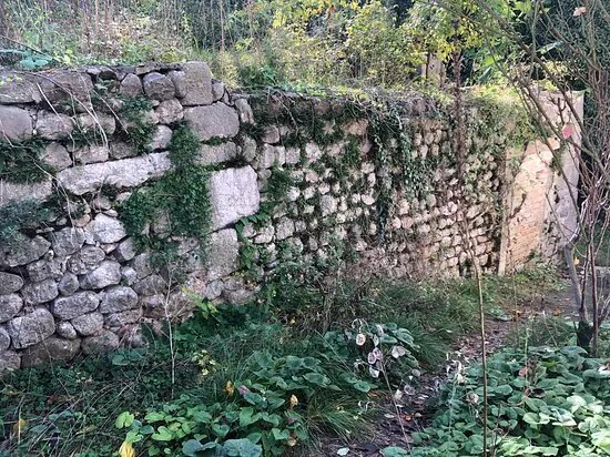 Borgo Abbandonato di Castiglione