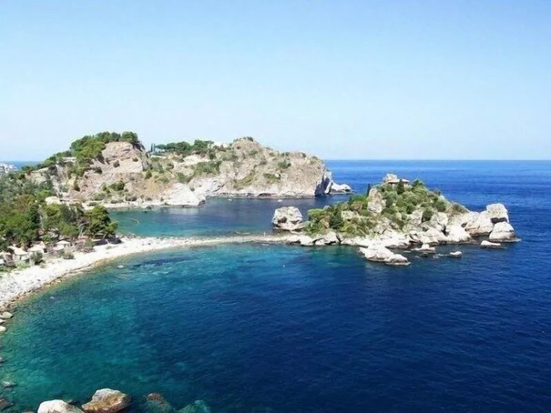 Fantastic apartment, Taormina with swimming pool, 5 minutes from Greek theater