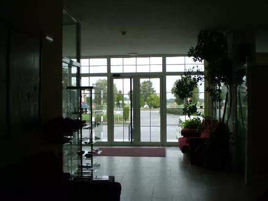 Cristal Aeropuerto Hotel