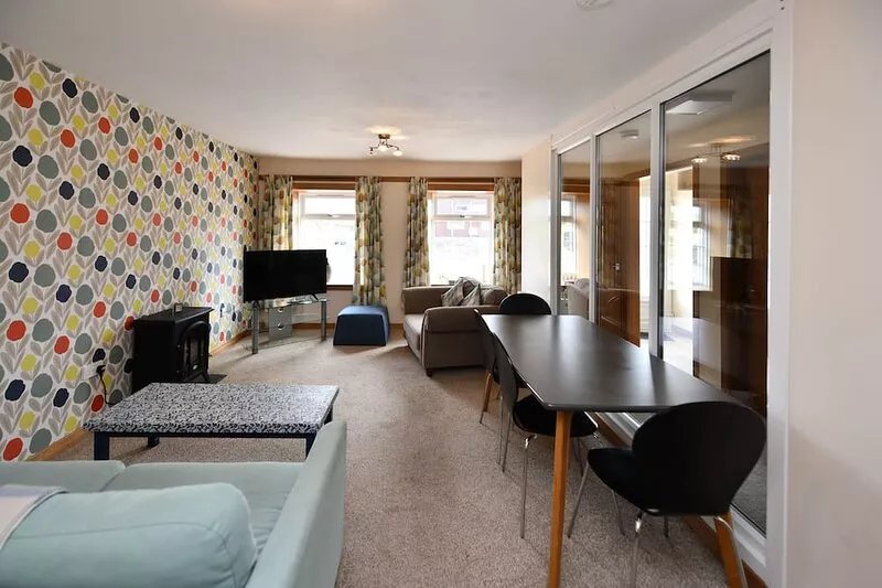Ground floor, 2 bedroom flat in converted pub. Partly disabled friendly.
