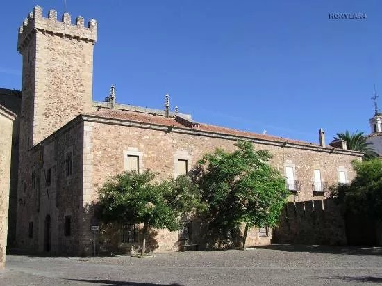 Palace de las Ciguenas