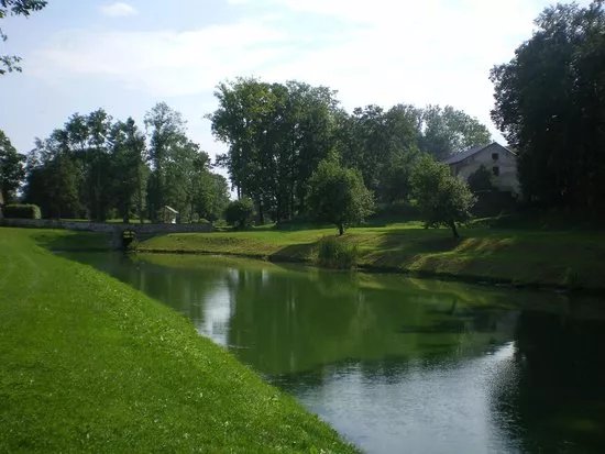 Luke Manor and Manor Park