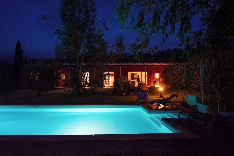 LIGHT AND REFINED VILLA WITH POOL SURROUNDED BY GREEN HILLS OF LUCCA