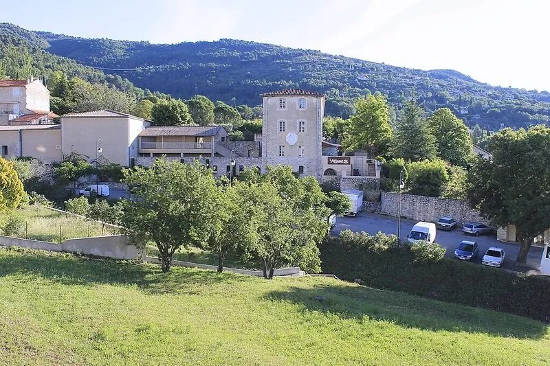 Charming village house and its beautiful garden in the South of France