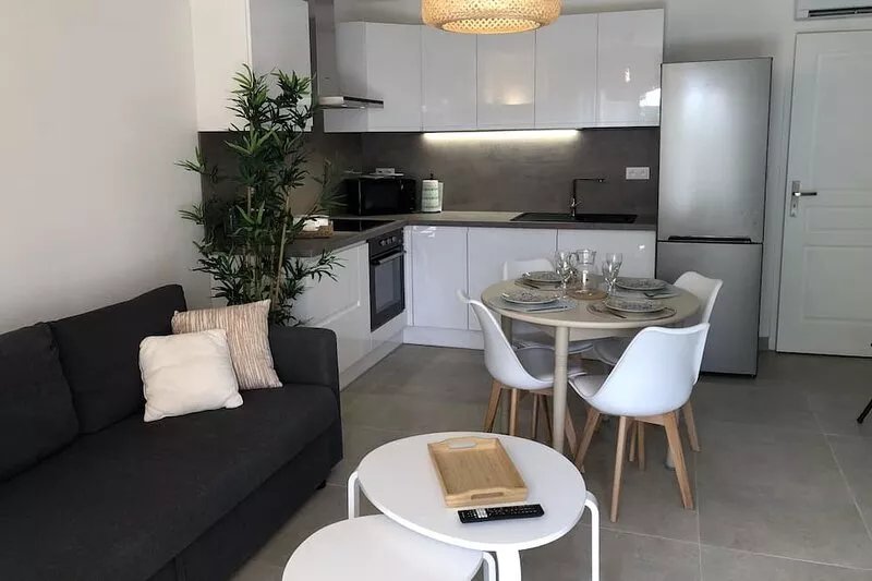 REZ DE Chaussé DE Villa à 5 Minutes DE LA Plage A Pied