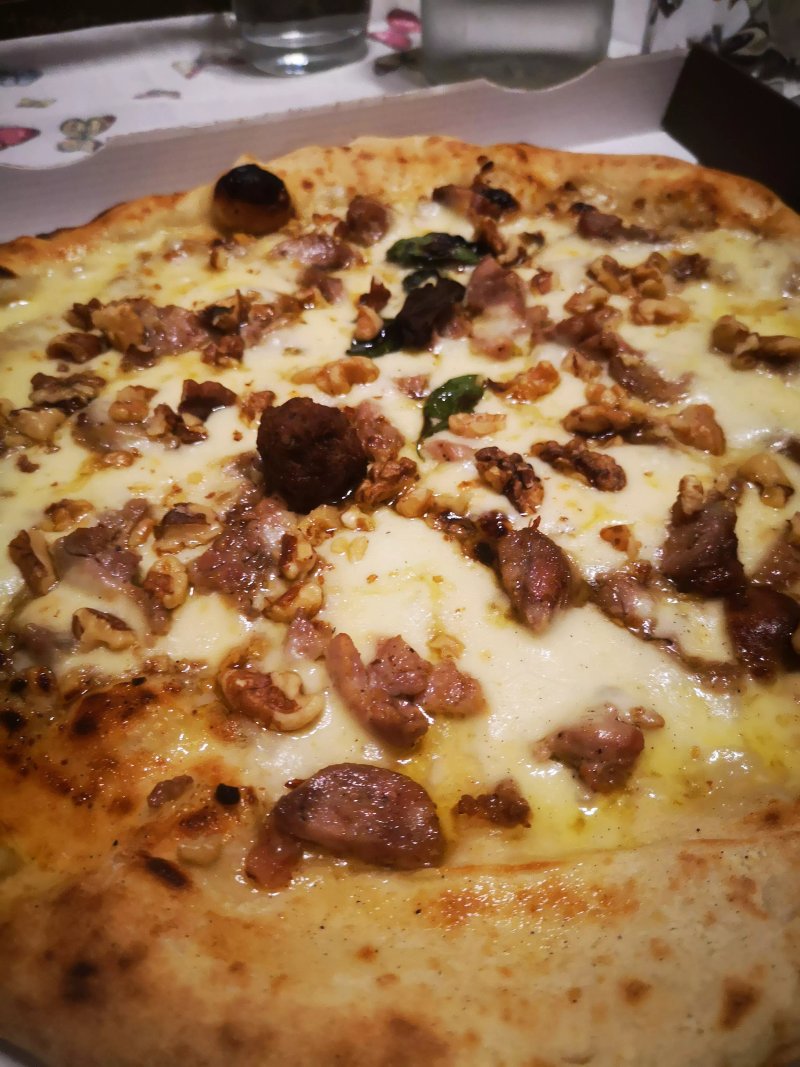 Pizzeria La Buona Fortuna