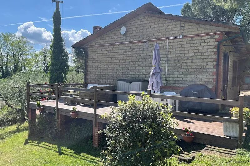 Villa Capannina. Private pool, beautiful grounds and stunning countryside